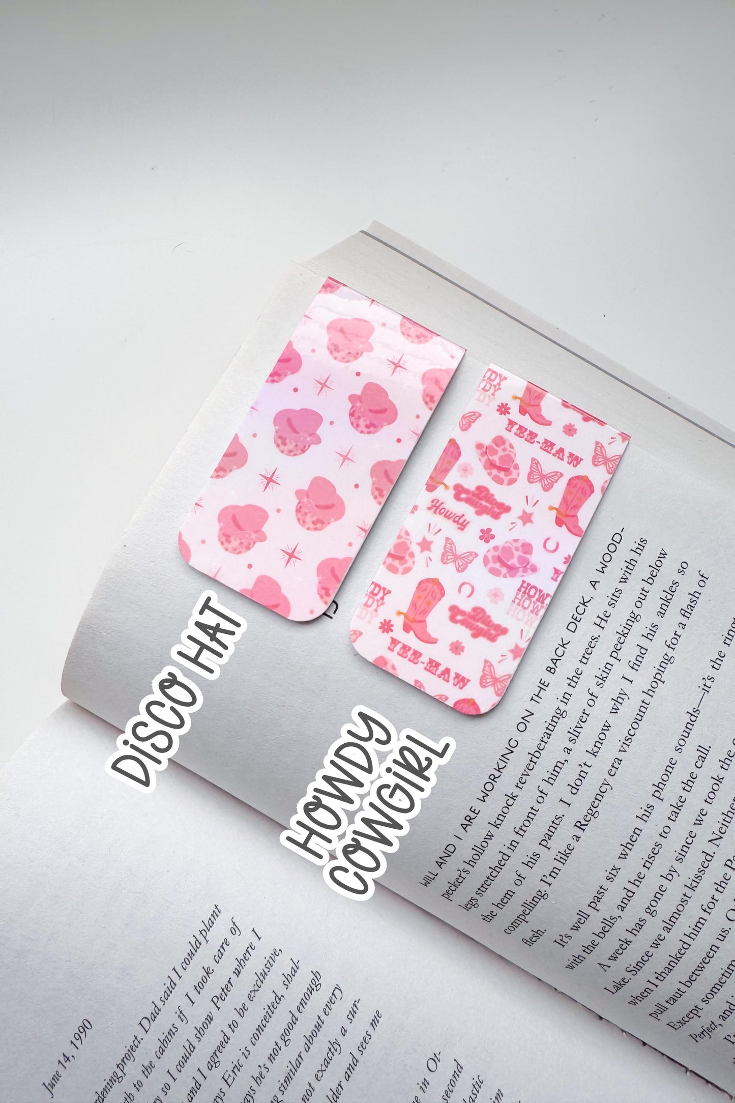 Retro Cowboy Romance Magnetic Bookmarks