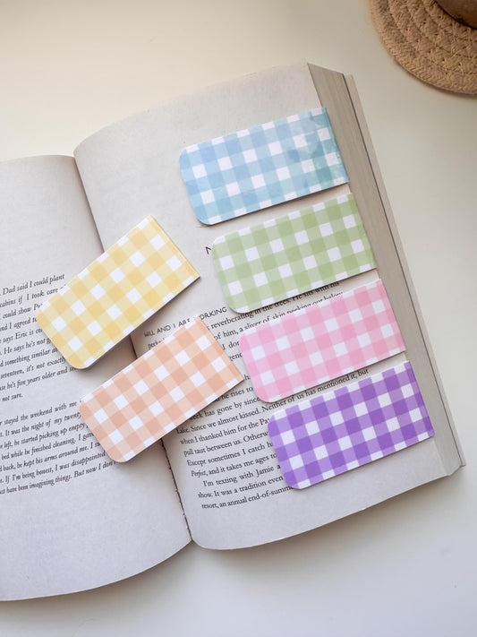 Gingham Magnetic Bookmarks