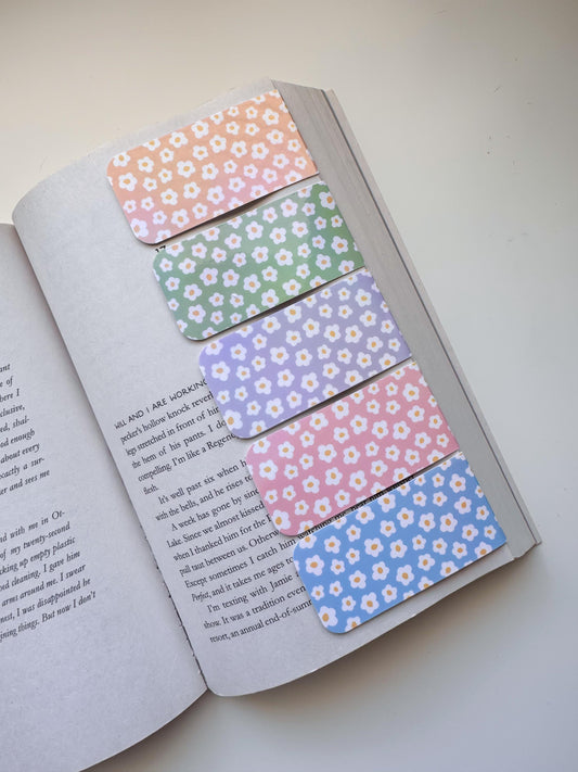 Daisy Floral Magnetic Bookmarks