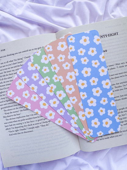 Floral Daisy Bookmark Set | Spring Flower Cardstock Reader Accessory