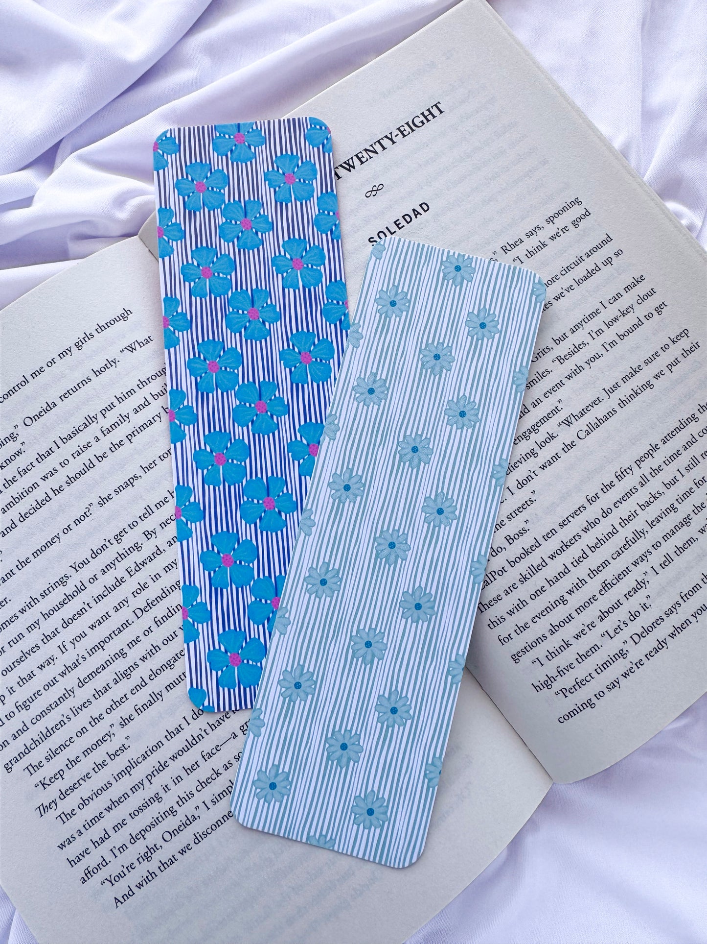 Retro Blue Floral Bookmarks
