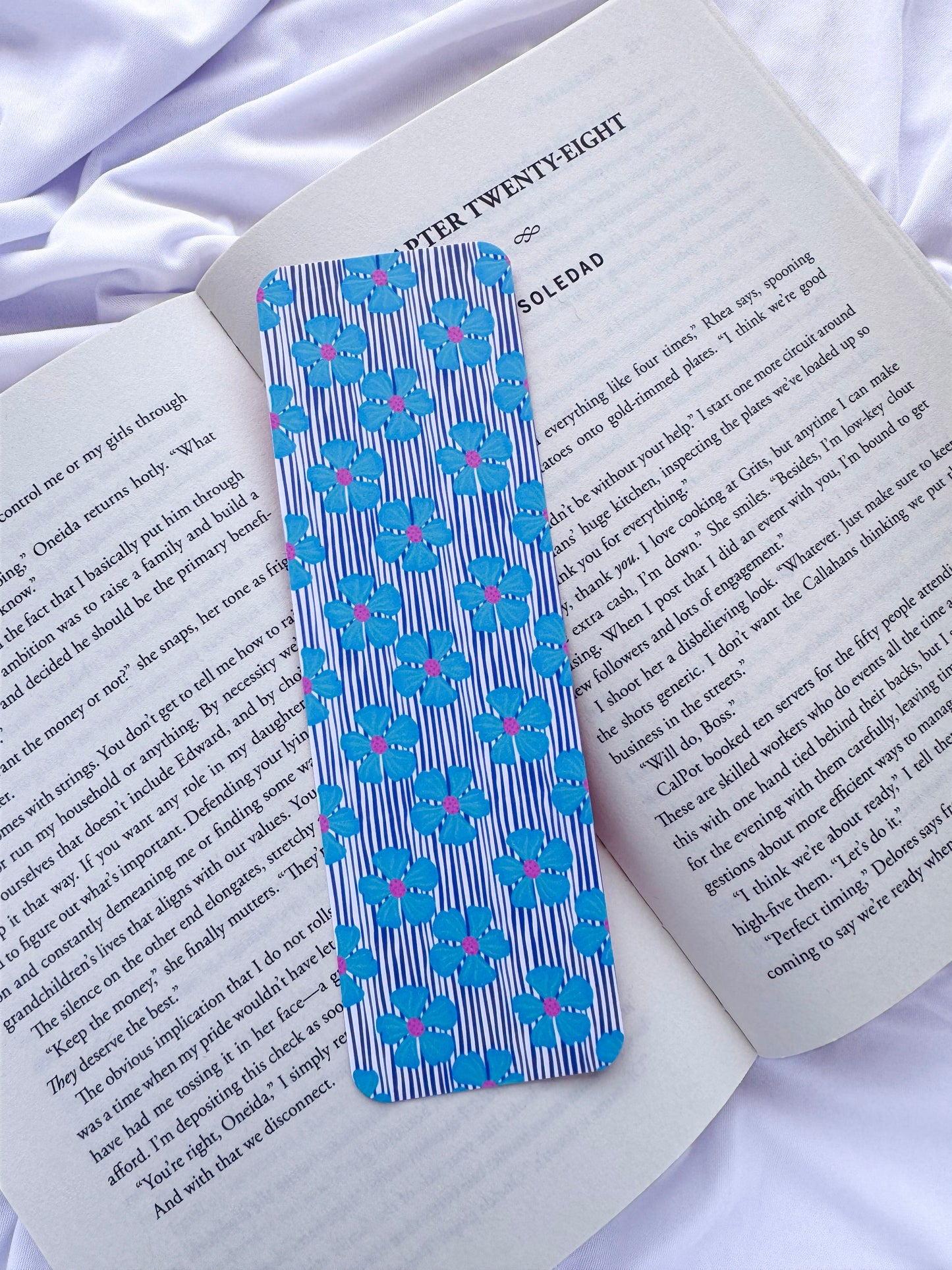 Retro Blue Floral Bookmarks