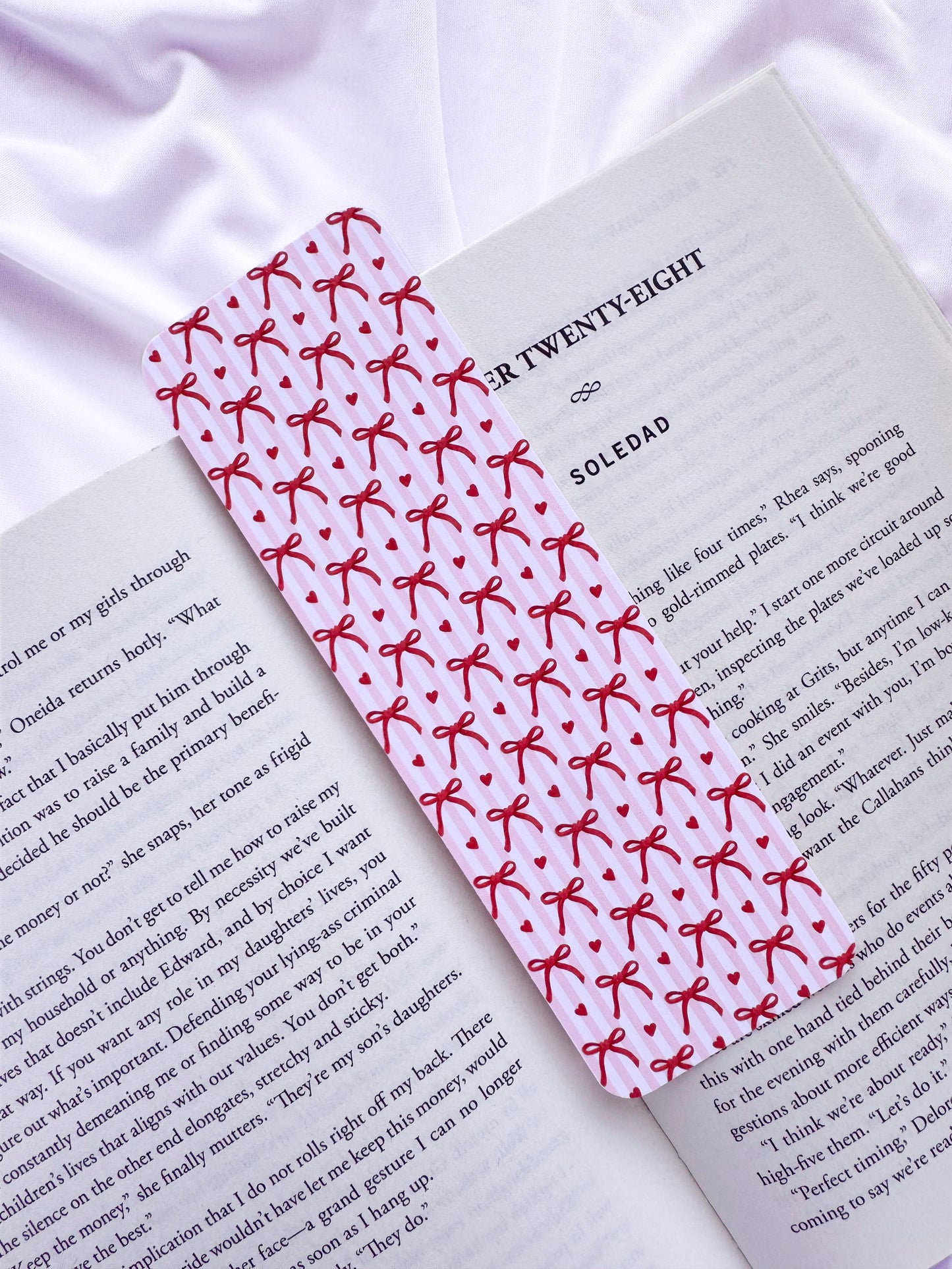Love Bows Bookmark