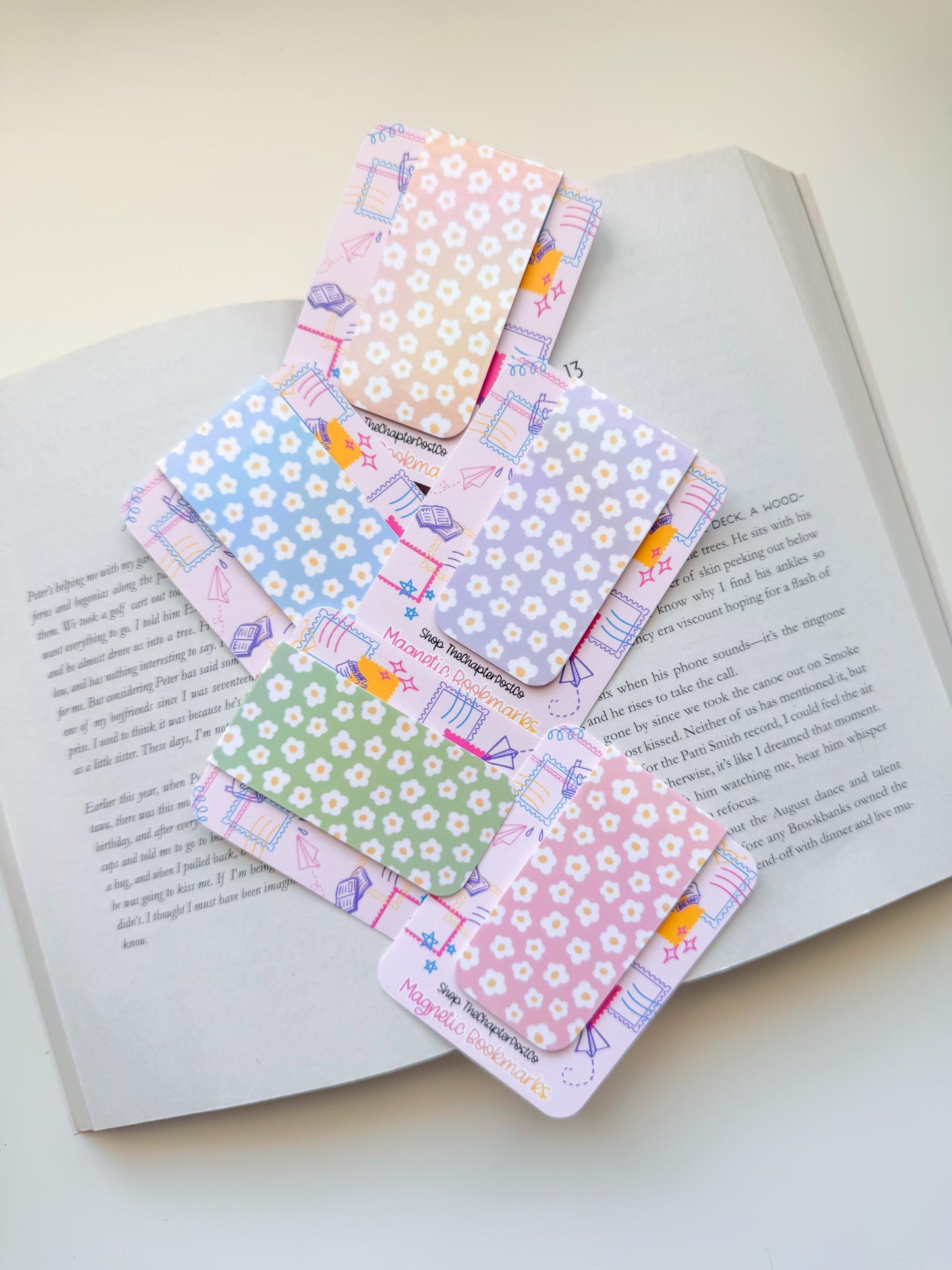 Daisy Floral Magnetic Bookmarks